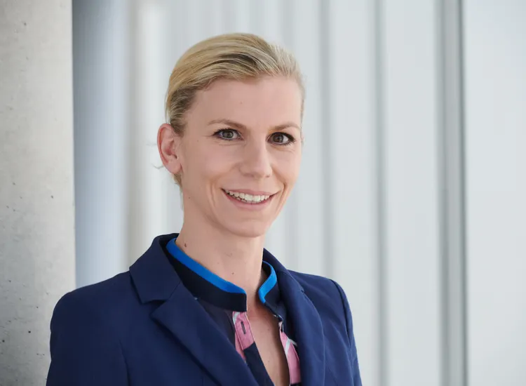 Portrait Gudrun Kollmitzer, VP Business & Digital Transformation