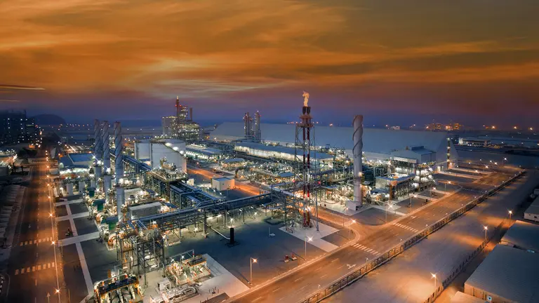 Fuels & Feedstocks_Refinery Ruwais