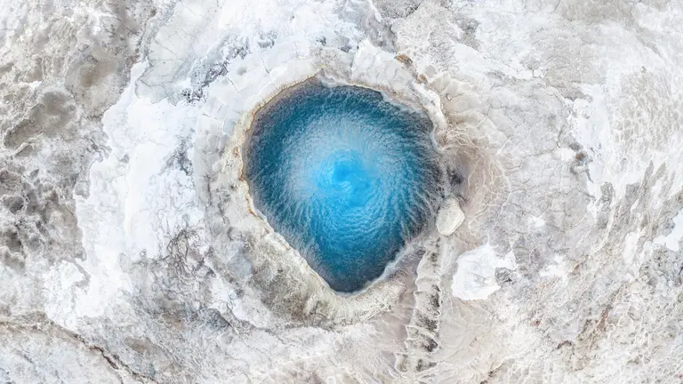 Geysir from above